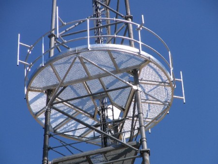 Plošina telekomunikačného stožiara.jpg